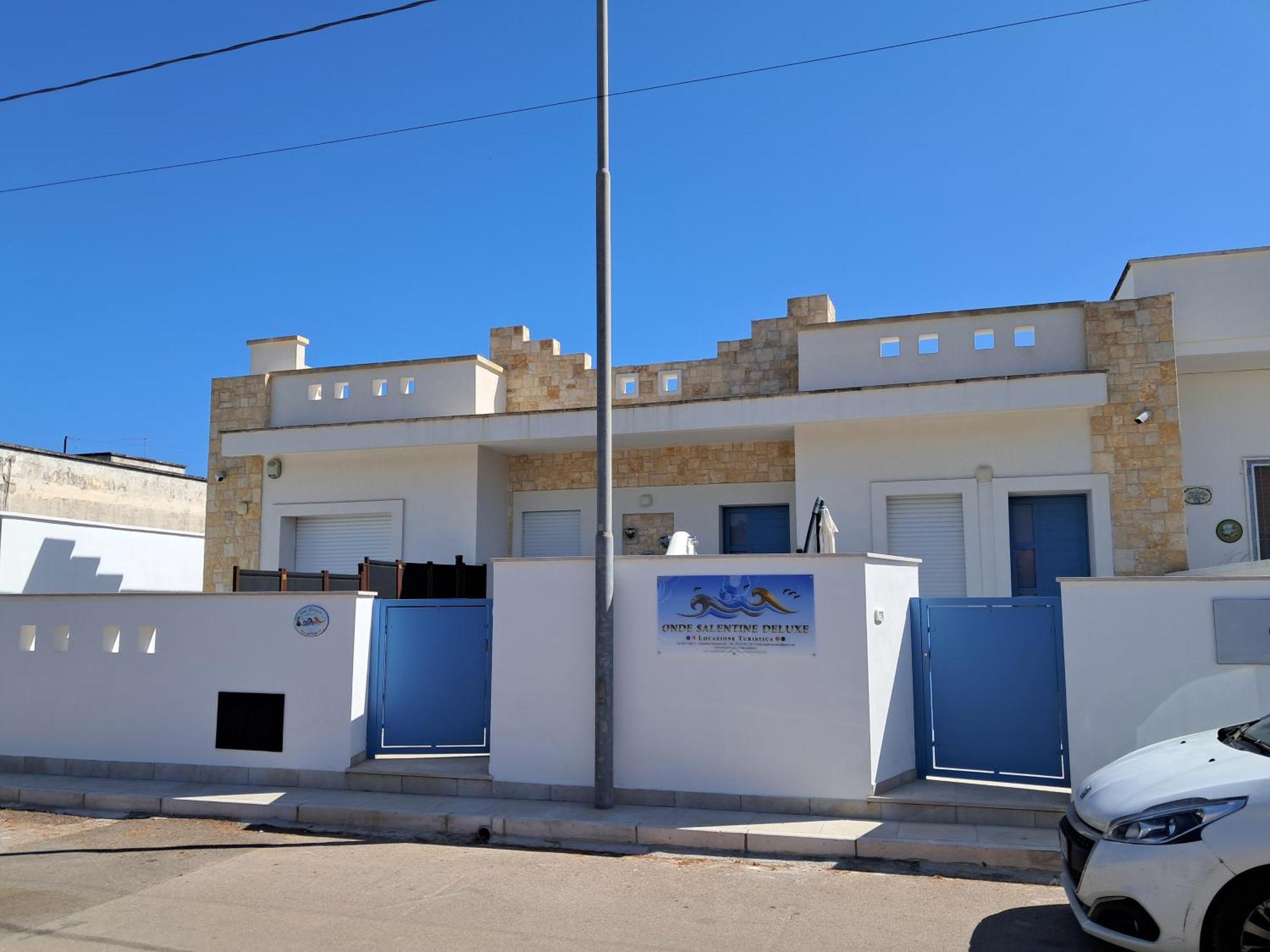 Onde Salentine Deluxe Apartment Casalabate Exterior photo